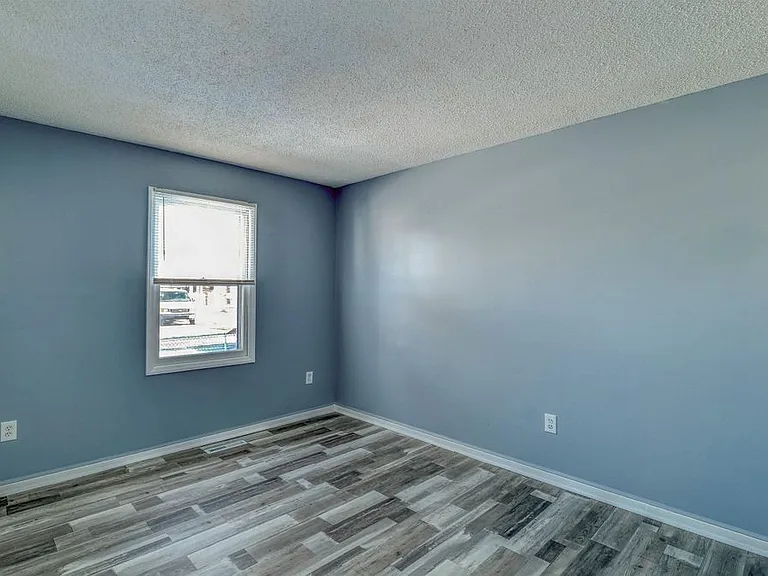 1510 N Arkansas Ave — Photo 18
