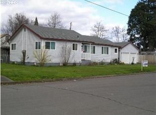2520 A St, Springfield, OR 97477
