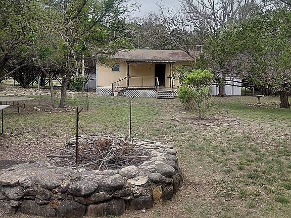 3rd image of 216 Jim Dalrymple Dr