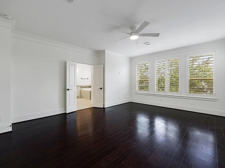 8213 Cabernet Ln — Photo 15