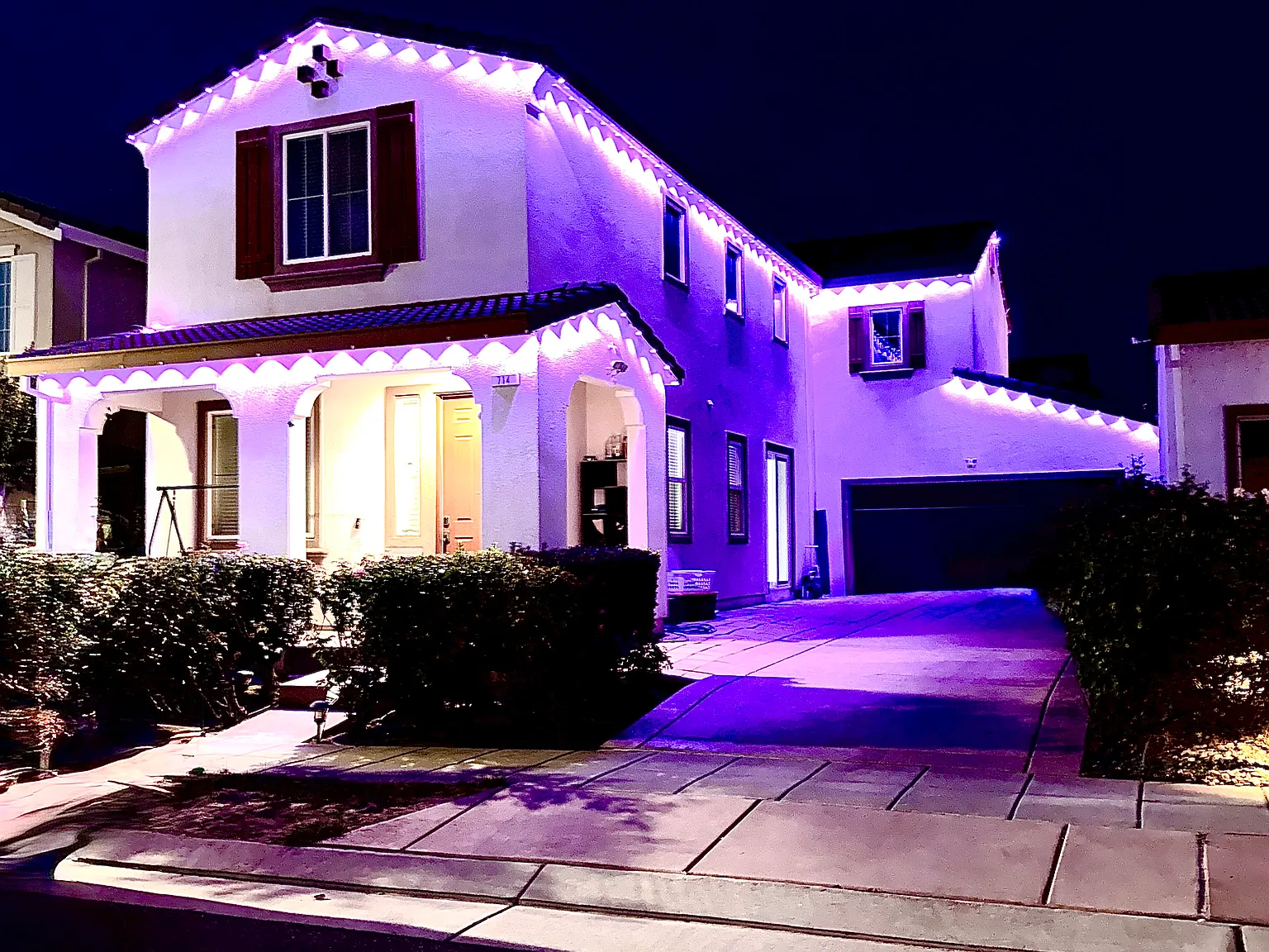 4 bed, 2058 sqft, $3,090 — Photo 1
