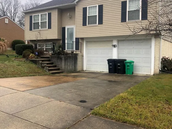 5101 Cheshire Ln, Lanham, MD 20706