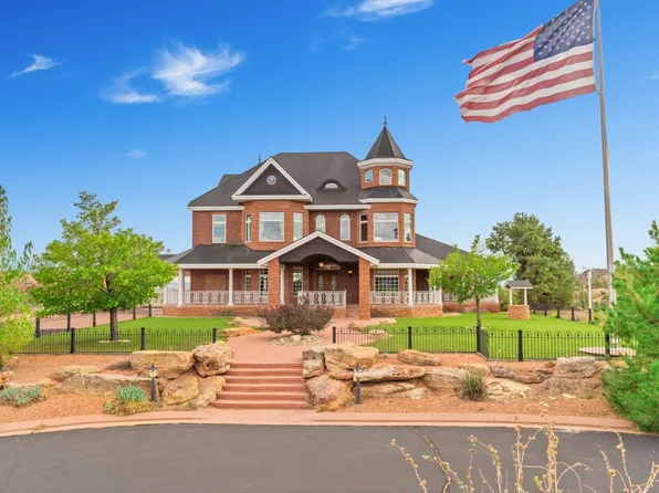 5615 E Eight Mile Gap Rd, Kanab, UT 84741