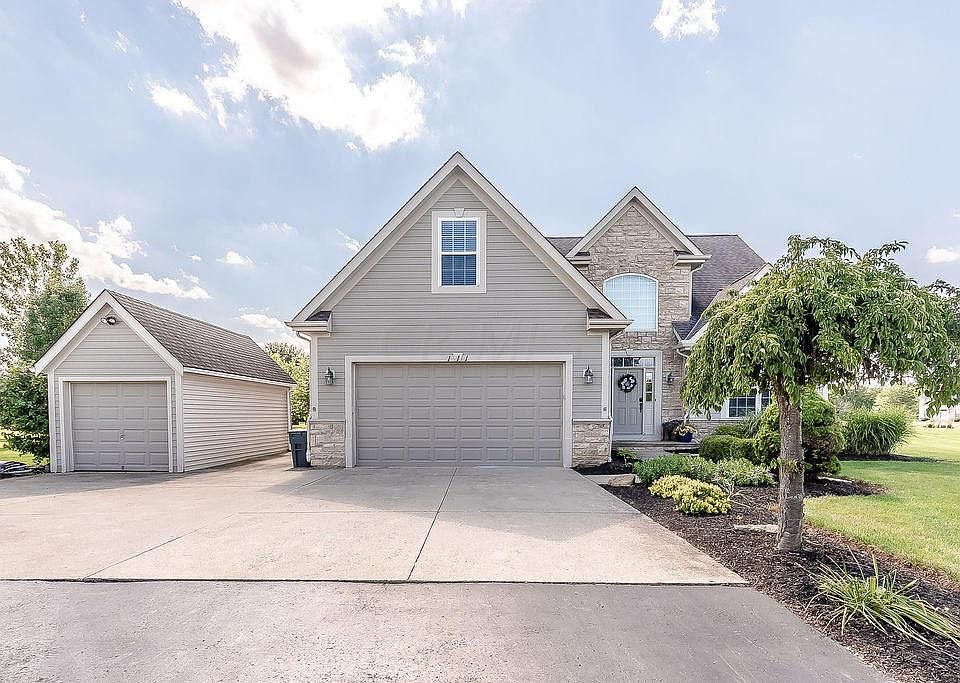 1st image of 111 Bermuda Dr