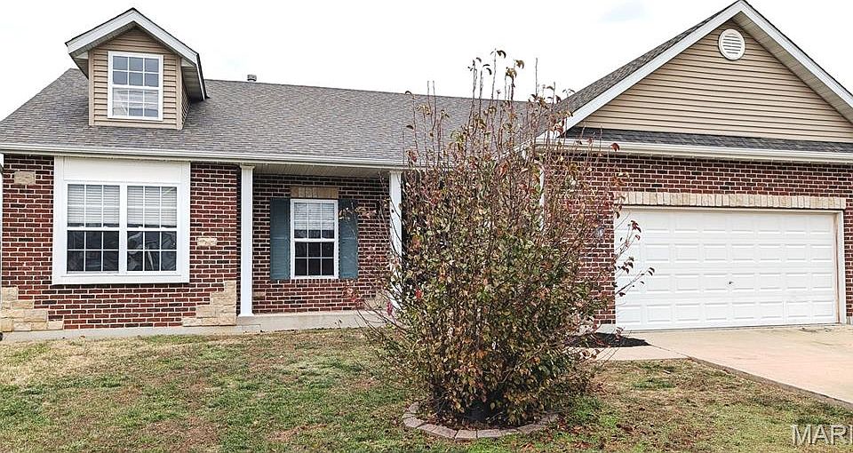 1st image of 408 Edward Dr