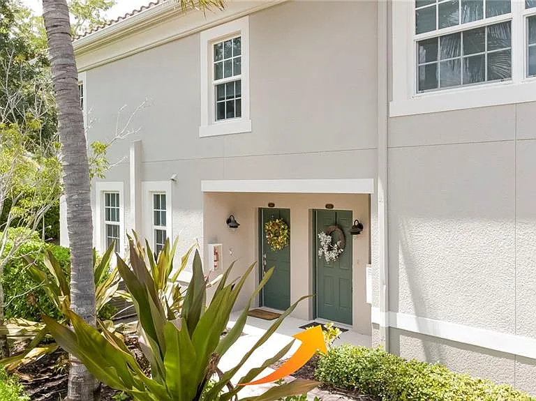 8540 Violeta St #202 — Photo 23