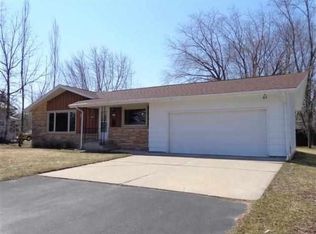 1312 W Pearl St, Stevens Point, WI 54481