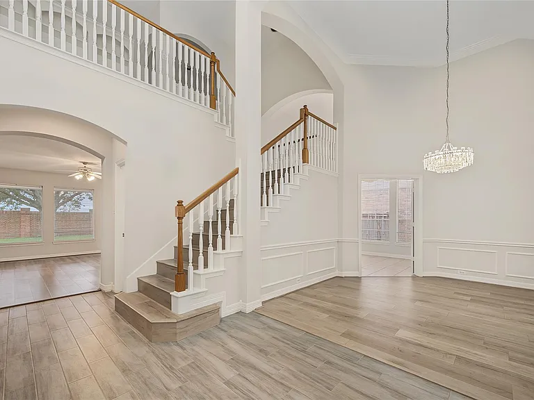 5807 Bayberry Way — Photo 3