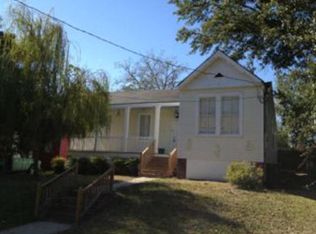 914 Farmer St, Vicksburg, MS 39183
