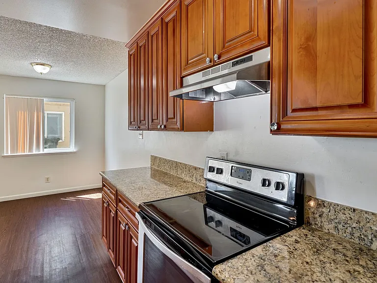 7424 Franklin Blvd #3 — Photo 12