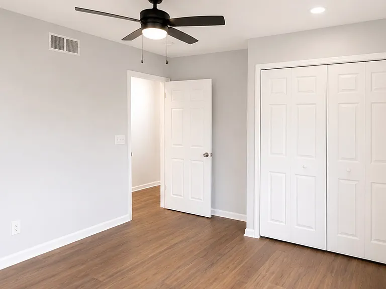 211 Hacker St — Photo 17