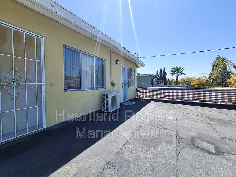 2nd image of 6073 Severin Dr