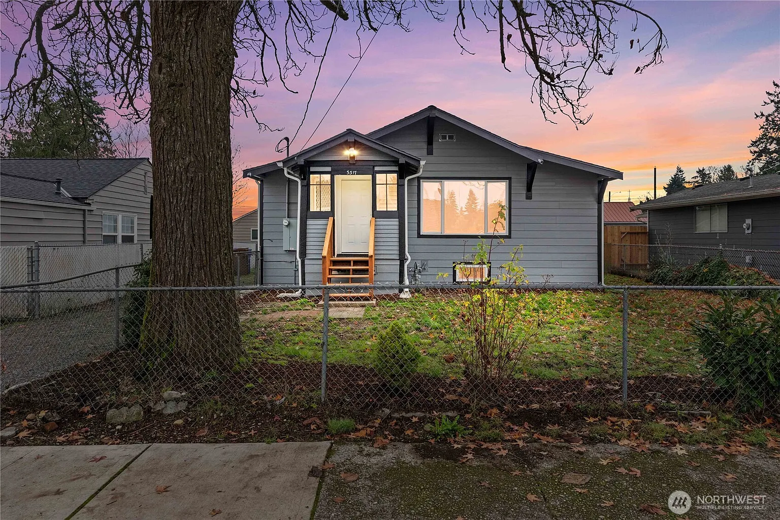 3317 S Madison Street photo 1