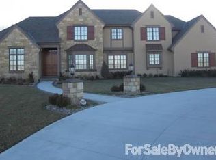 209 Knotted Bend Ct, Lawrence, KS 66049