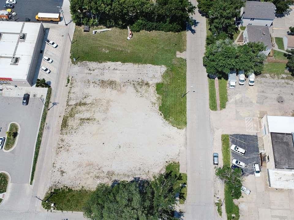 2nd image of 501 Yuma St
