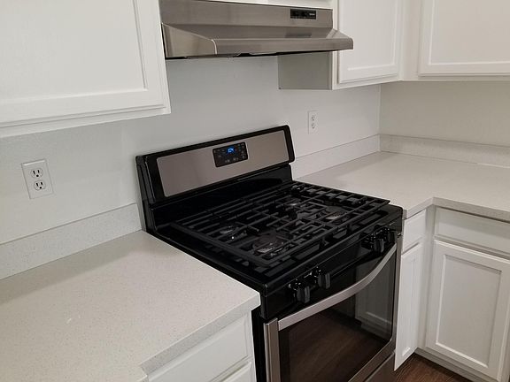 5th image of 2334 20th St #2