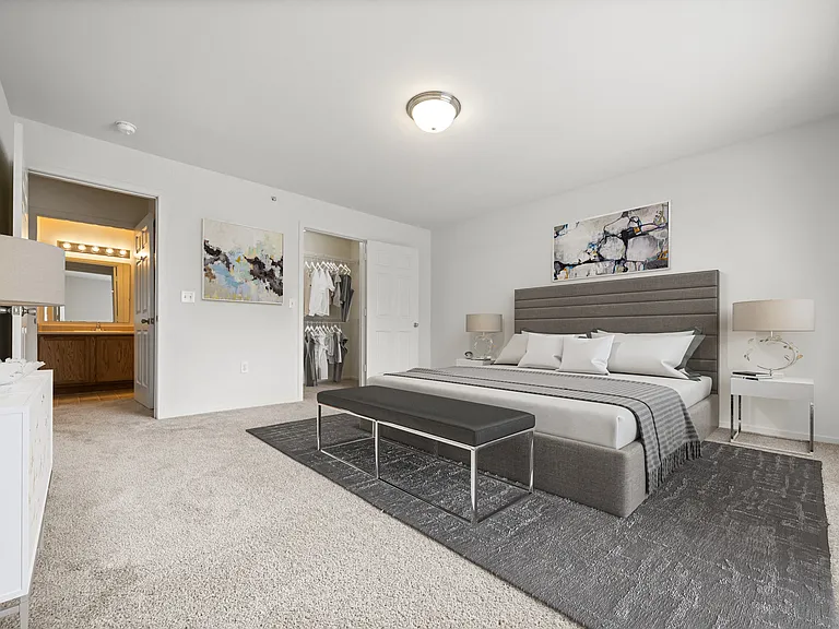 Prairie Lakes Apartments — Photo 37