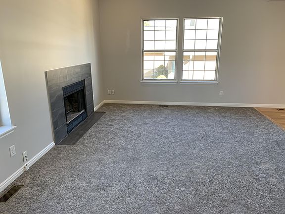 2nd image of 1231 E Freshman Cir
