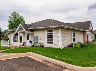 1949 Topaz Pointe Ln SW, Rochester, MN 55902