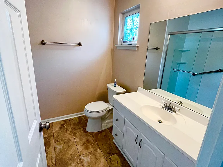 1038 Planters Pl — Photo 24