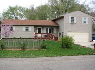 2011 Prosperity Dr, Portage, MI 49002