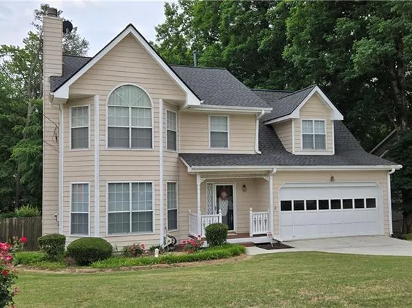 3050 Country Farms Dr, Snellville, GA 30039