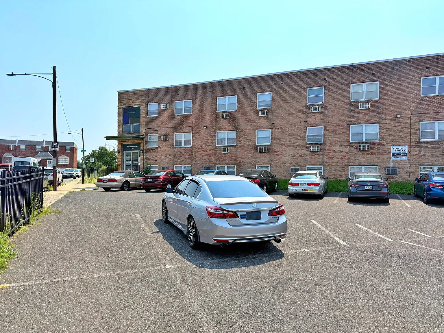 2 bed, 820 sqft, $1,400 — Photo 3