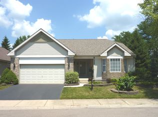 2461 Golf Trail Ct, Aurora, IL 60506