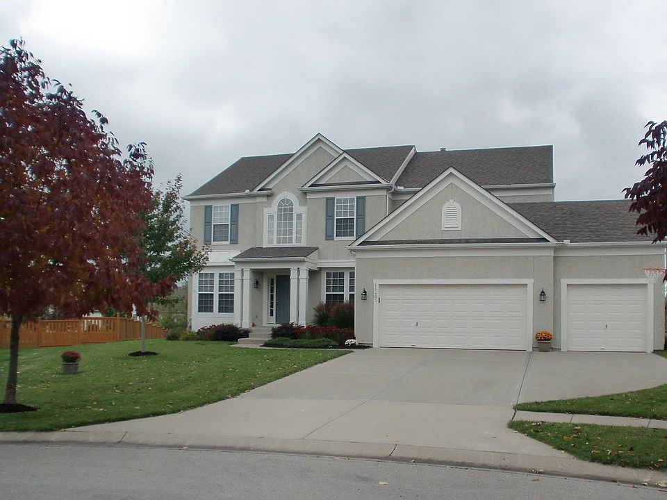 Fantastic curb appeal