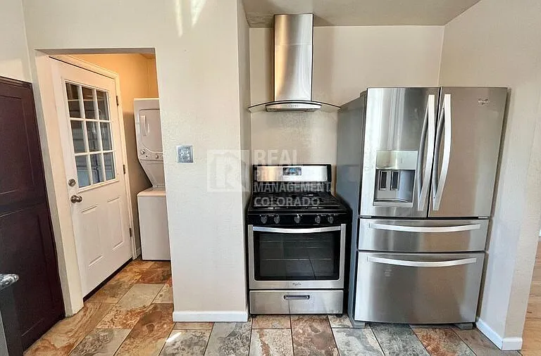 475 N Osceola St — Photo 6
