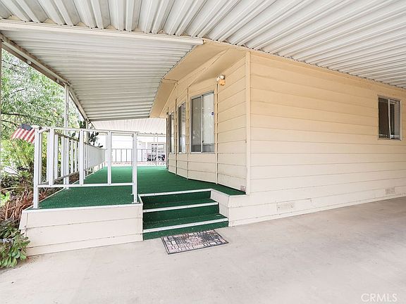 4th image of 282 N La Paloma Ave