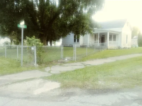 401 W Curtis St, Cayuga, IN 47928