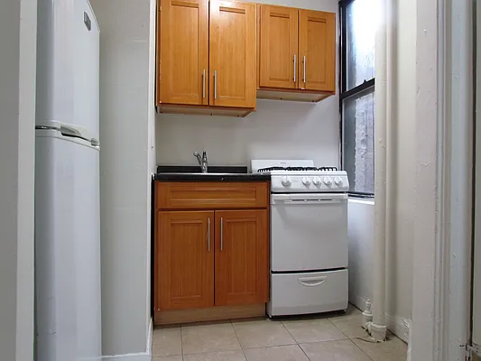 Rented by Landmark Real Estate | media 13