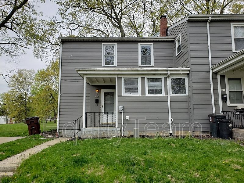 1st image of 23 Chalmers Ln