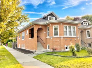 5201 Cleveland St, Skokie, IL 60077