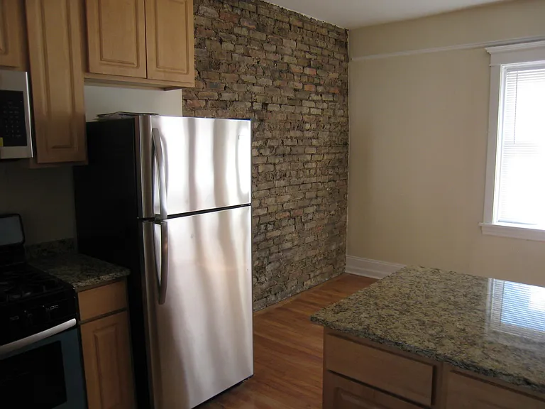 2943 W Schubert Ave #1 — Photo 4