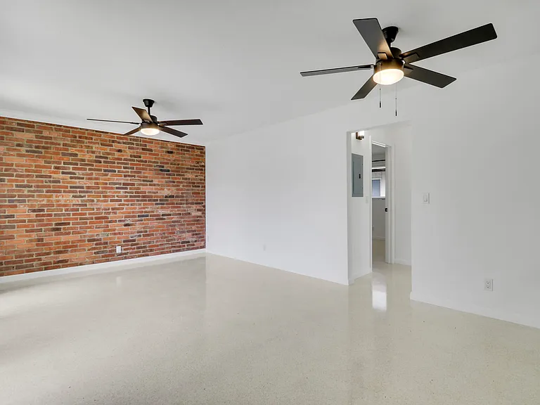 2801 Georgia Ave — Photo 13