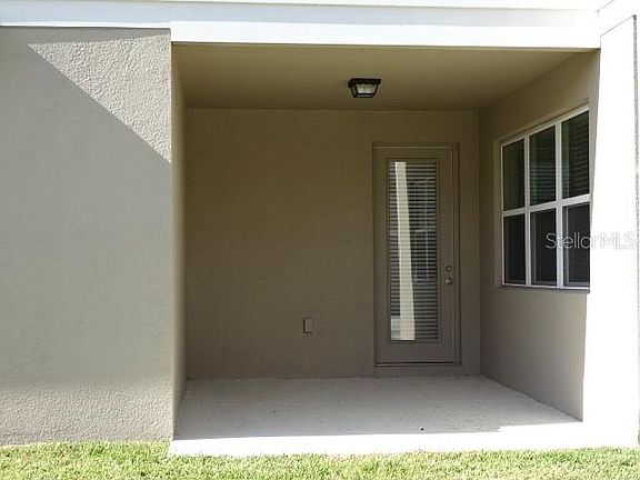 4th image of 13700 Summerport Village Pkwy #13700