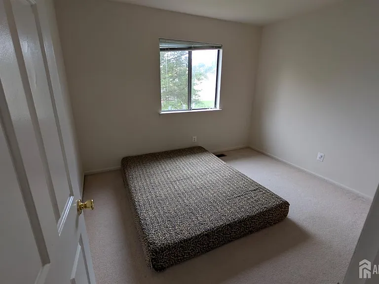 12 Sunflower Ct — Photo 16