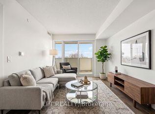 1010 Sandy Beach Rd #304, Pickering, ON L1W 3X5