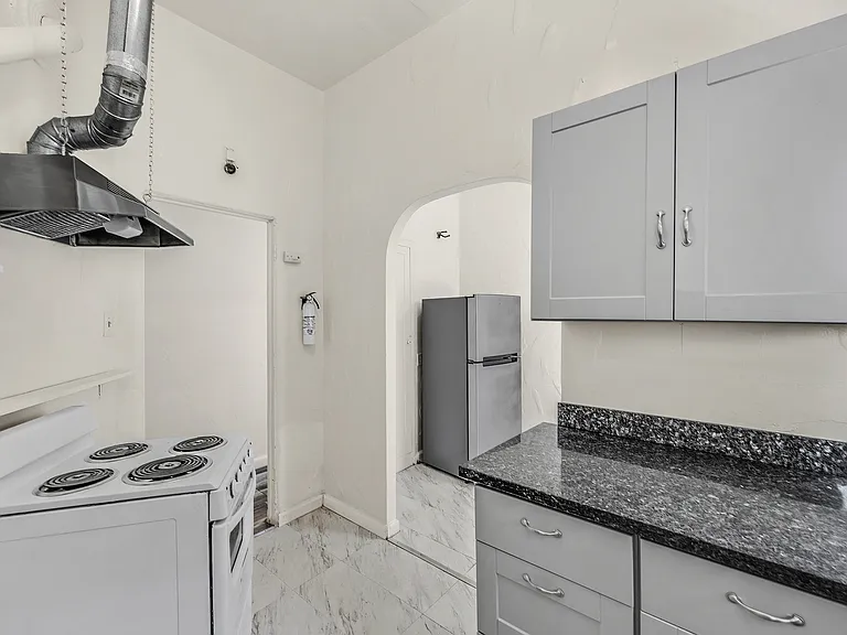 1619 Walnut St #C — Photo 20