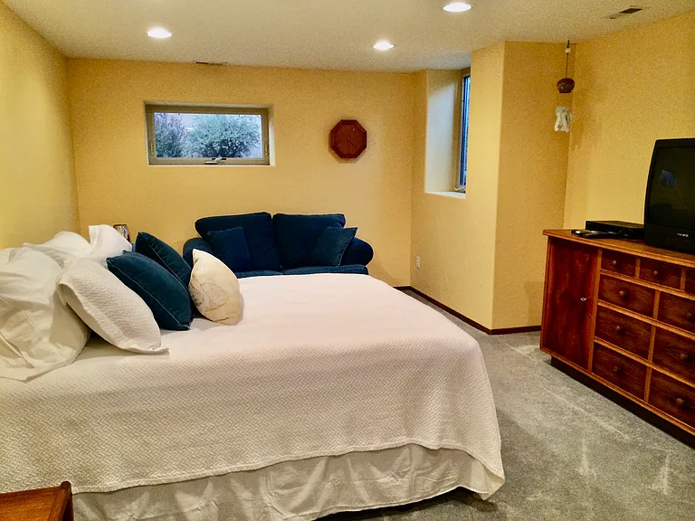 Basement bedroom 3.