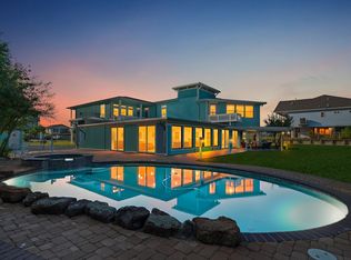 815 5th St, San Leon, TX 77539