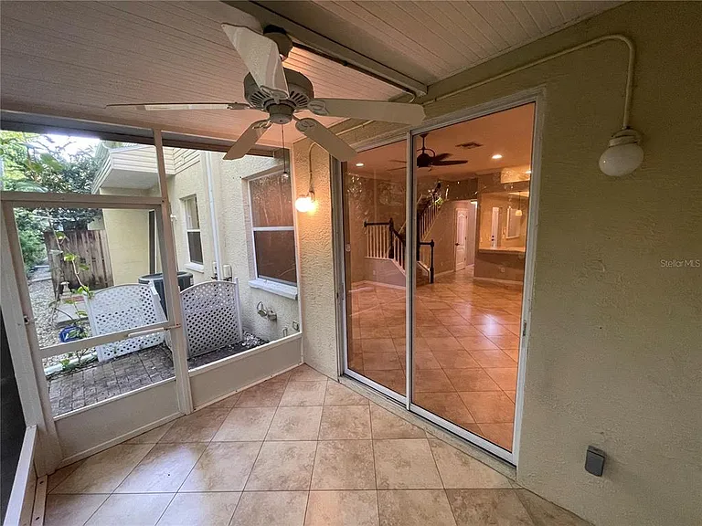 11219 Cedar Hollow Ln — Photo 10