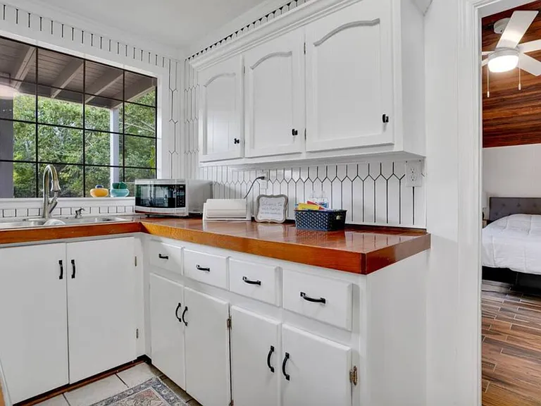 7241 Darden Rd — Photo 9