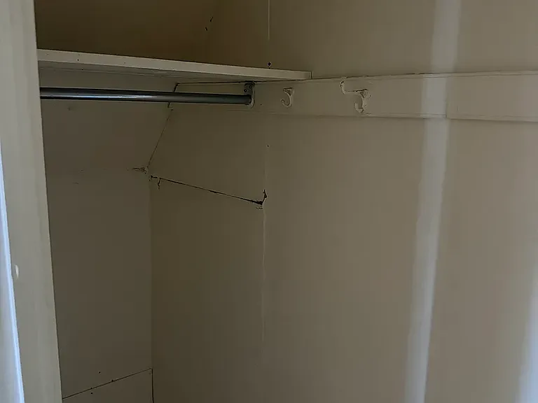 42 Rowley St #7 — Photo 12