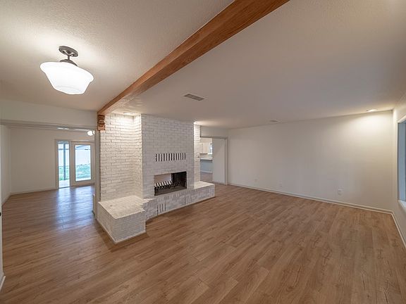 5th image of 2609 Fannin Ave