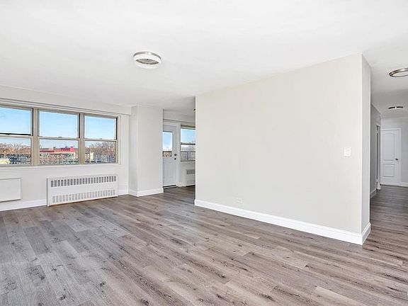 3rd image of 2475 W 16th St APT 5D