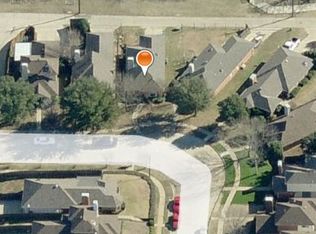 1753 Smokey Hill Dr, Lewisville, TX 75067