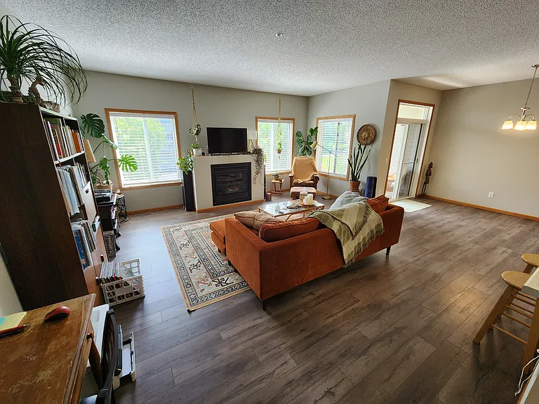 3694 Abercrombie Ln — Photo 11